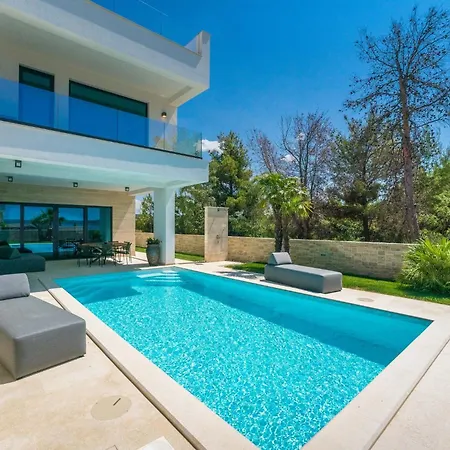 Four Seasons Ljubac *