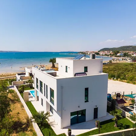 Four Seasons Ljubac Ražanac